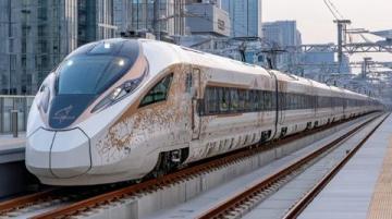 全国铁路运力升级：预计今日运送1080万人次，计划增开476列列车保障春运出行。