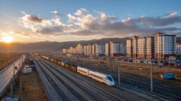 中朝跨境通道升级:北京-平壤国际列车常态化开行与旅行指南