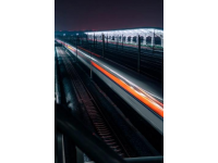商丘火车站温馨提示：D字头动车列车请从南广场进站，避免误入高铁北广场