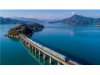 净月潭雪国列车：游客打卡体验之旅