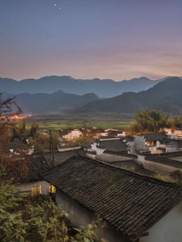 上饶婺源站:江西东北交通枢纽,通往黄山的门户