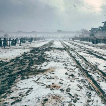 郑州东站因降雪致多趟列车晚点，采取多项措施保障旅客安全