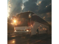 K1373次客车因意外脱轨滞留近3小时，乘客自然通风，铁路紧急救援与乘务应对