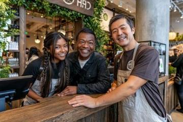 特色美食列车解锁旅途新风尚(解锁列车)