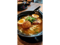 泡面逆袭列车餐，唤醒对公众餐饮服务的思考