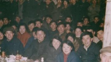 1967年军营意外重逢:妹妹火车两日探望军官兄长,巧遇副师长见证亲人奇迹