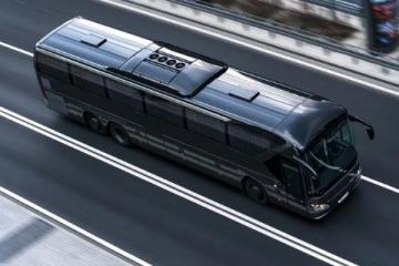 白城到长春 Z5002 直达特快，耗时 3 小时 30 分，均速 95km/h，舒适出行推荐