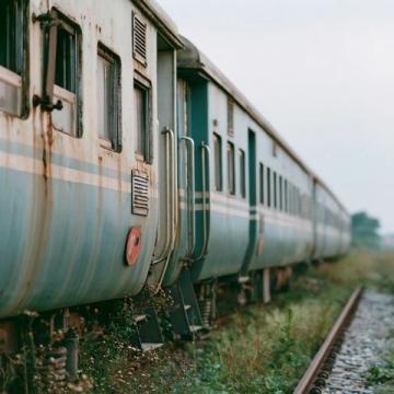 广西南崇高铁开通后，沿线普速客车会停运吗？带你一探究竟