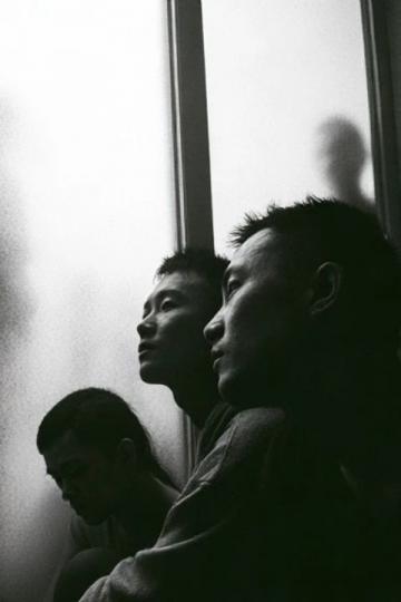 高铁上三个同龄男孩,让我仿佛看到了他们未来三种截然不同的人生。