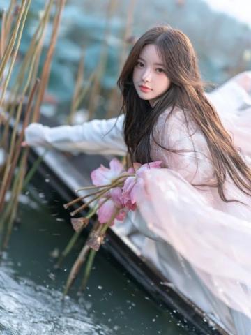 暑假来金华玩鹿女湖，坐花海小火车赏绝美湖景，自驾亲子避暑攻略